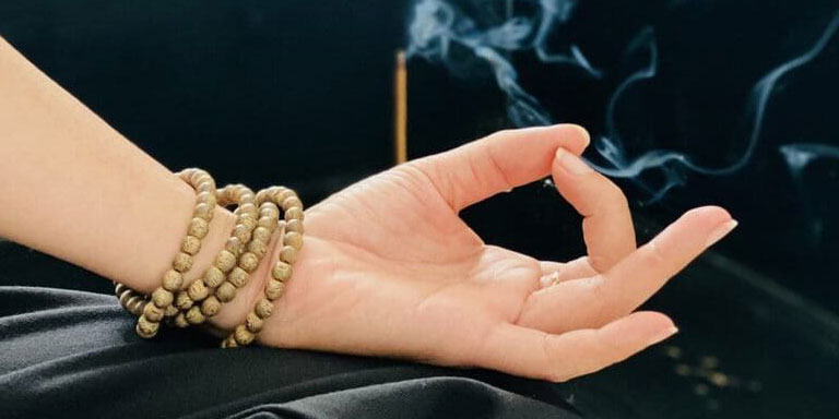 Hướng Dẫn Dùng Trầm Hương Thiền Định Đúng Cách