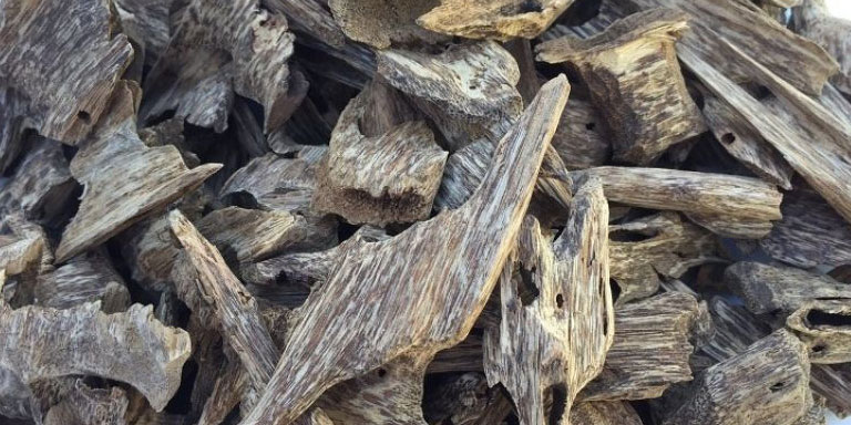 Trầm hương nguyên chất tự nhiên